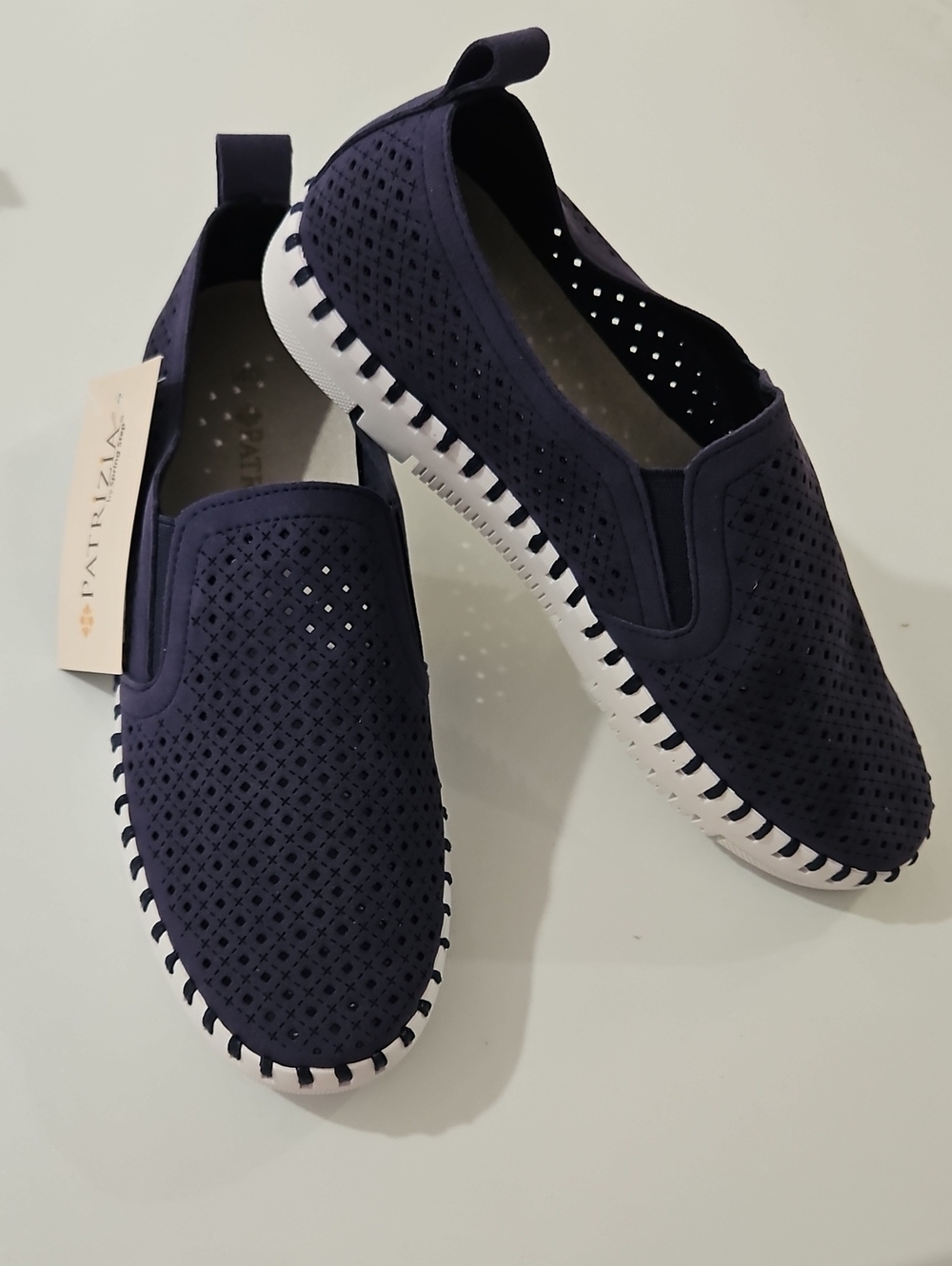 Patrizia NWT's Navy Women's Slip-On Sneakers Sz 40 US 9.5